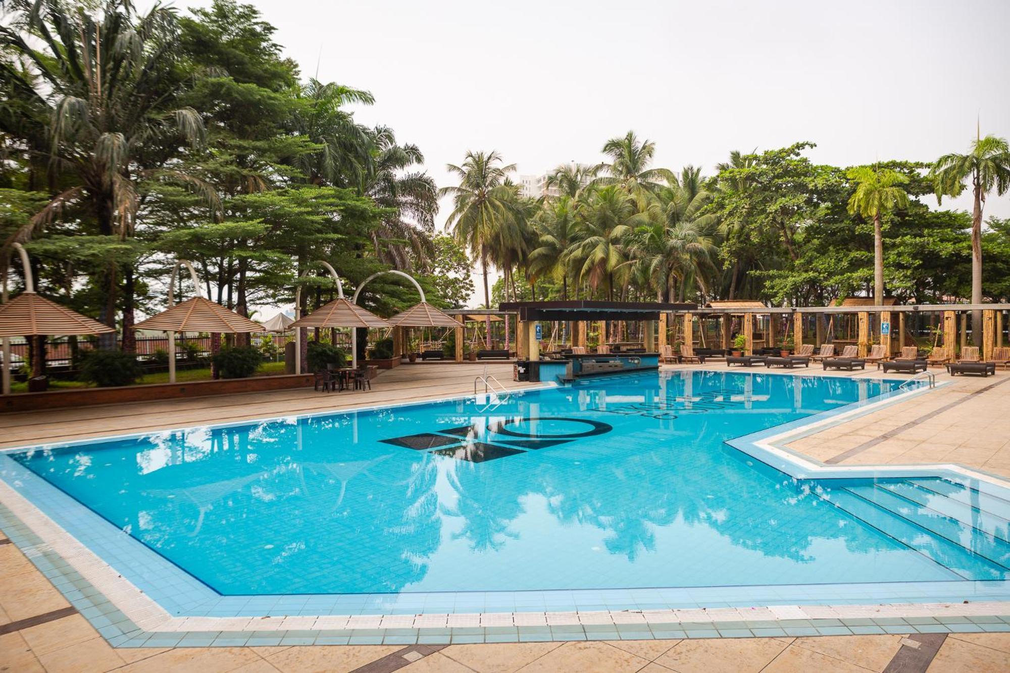 Eko Hotel Gardens Lagos Esterno foto